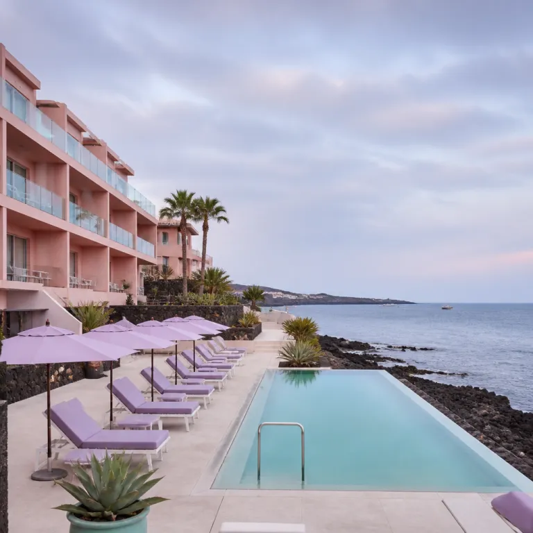 Puerto del Carmen, Lanzarote: guía para elegir hoteles frente al océano